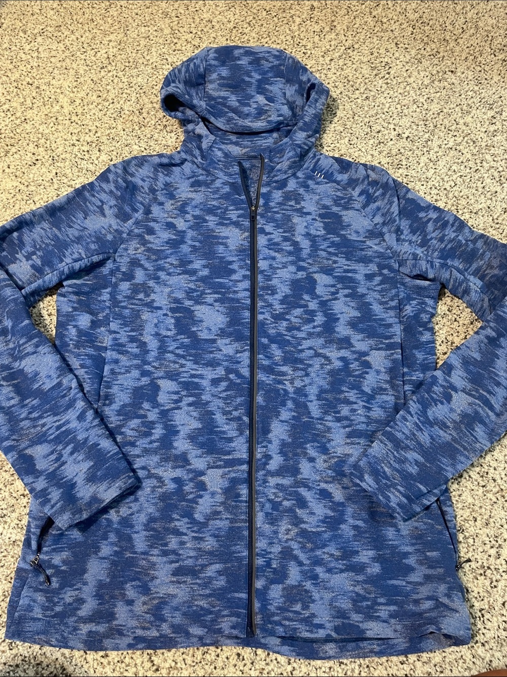Mens Lululemon blue camo zip up jacket